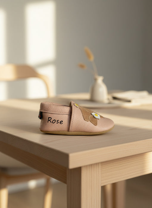Chausson bébé en cuir souple rose Maguy la souris